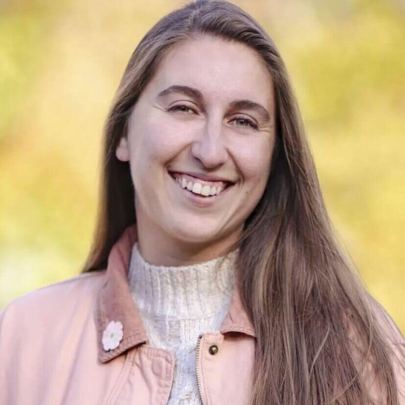 Ellie Johnson headshot.